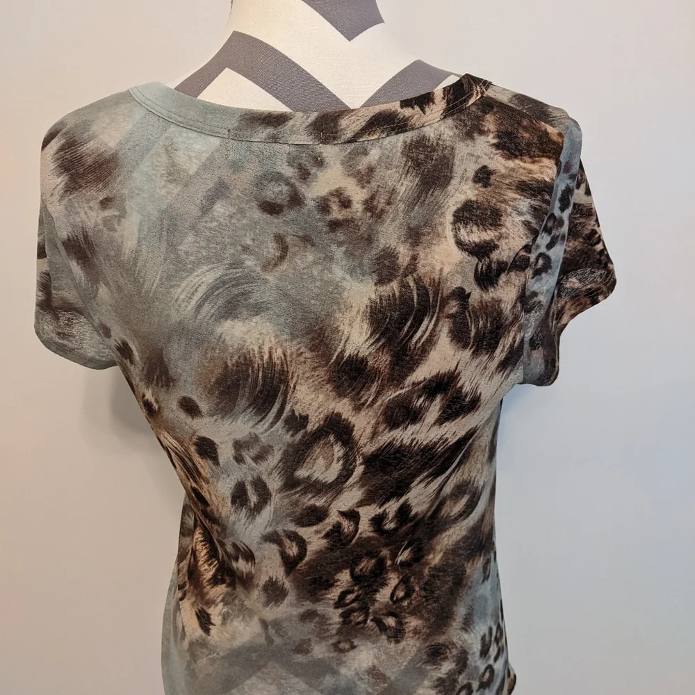 Beautiful Animal Print Top - Picture 3 of 7